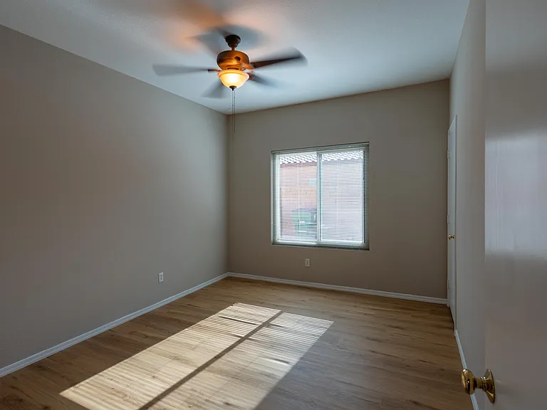 16247 W Monroe St — Photo 14