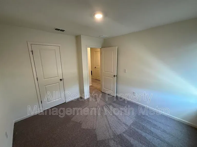 39 Kielder Dr — Photo 5