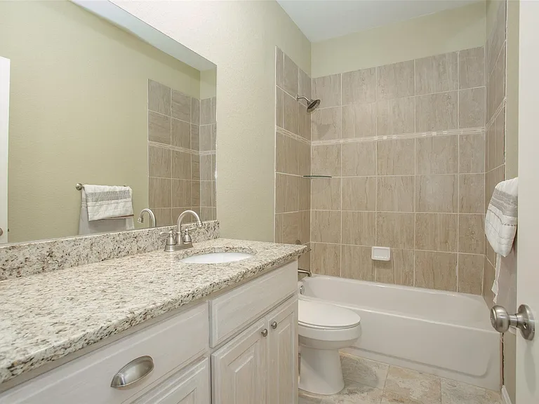2705 College Ave — Photo 7