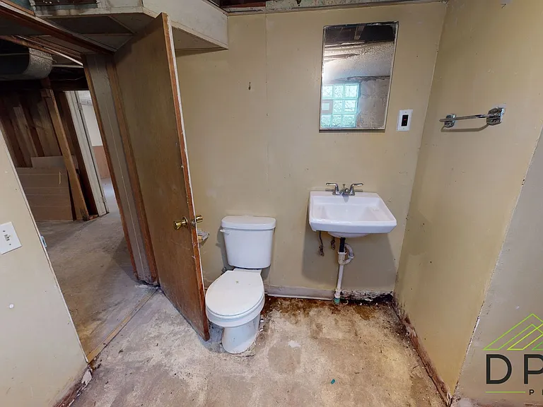 317 Shepard St — Photo 22
