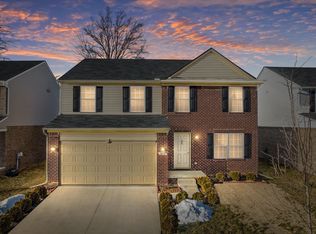 10559 Scarlet Oak Dr, Ypsilanti, MI 48198