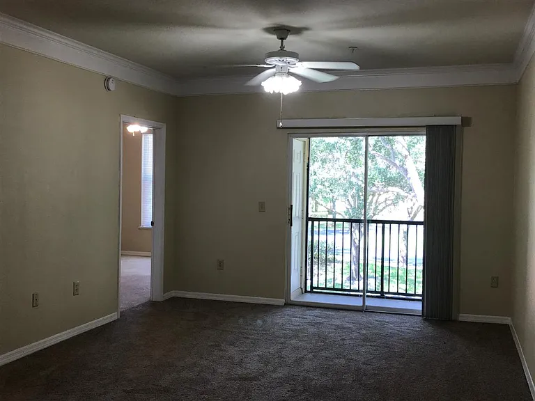 11550 Villa Grand #1303 — Photo 7