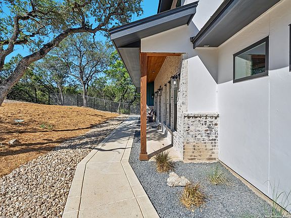 3rd image of 320 Private Road 1709