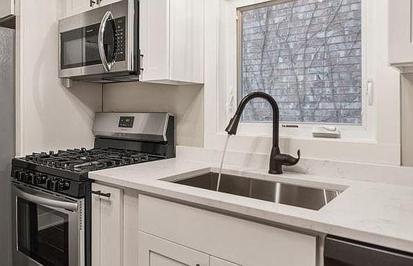 1st image of 3029 Euclid Ave #0