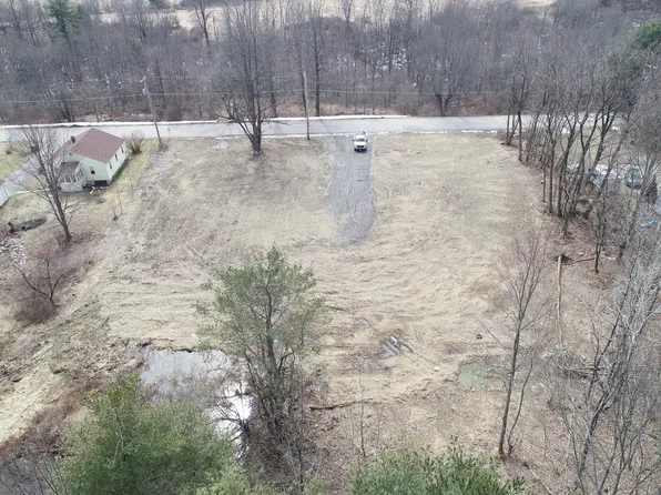 93 Bowman Street, Farmingdale, ME 04344