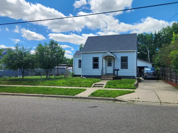 215 30th Ave N, Saint Cloud, MN 56303