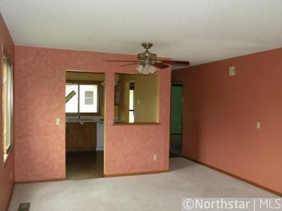 4th image of 380 Pleasure Creek Dr NE