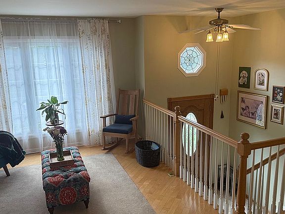 Living Room & Foyer