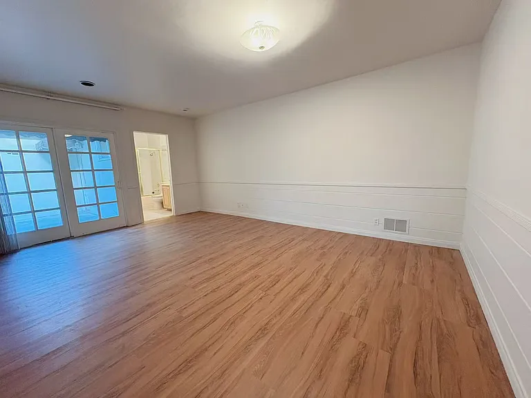 2080 Robin Rd — Photo 15