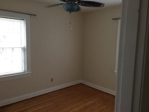 4th image of 2817 Whiteway Ave