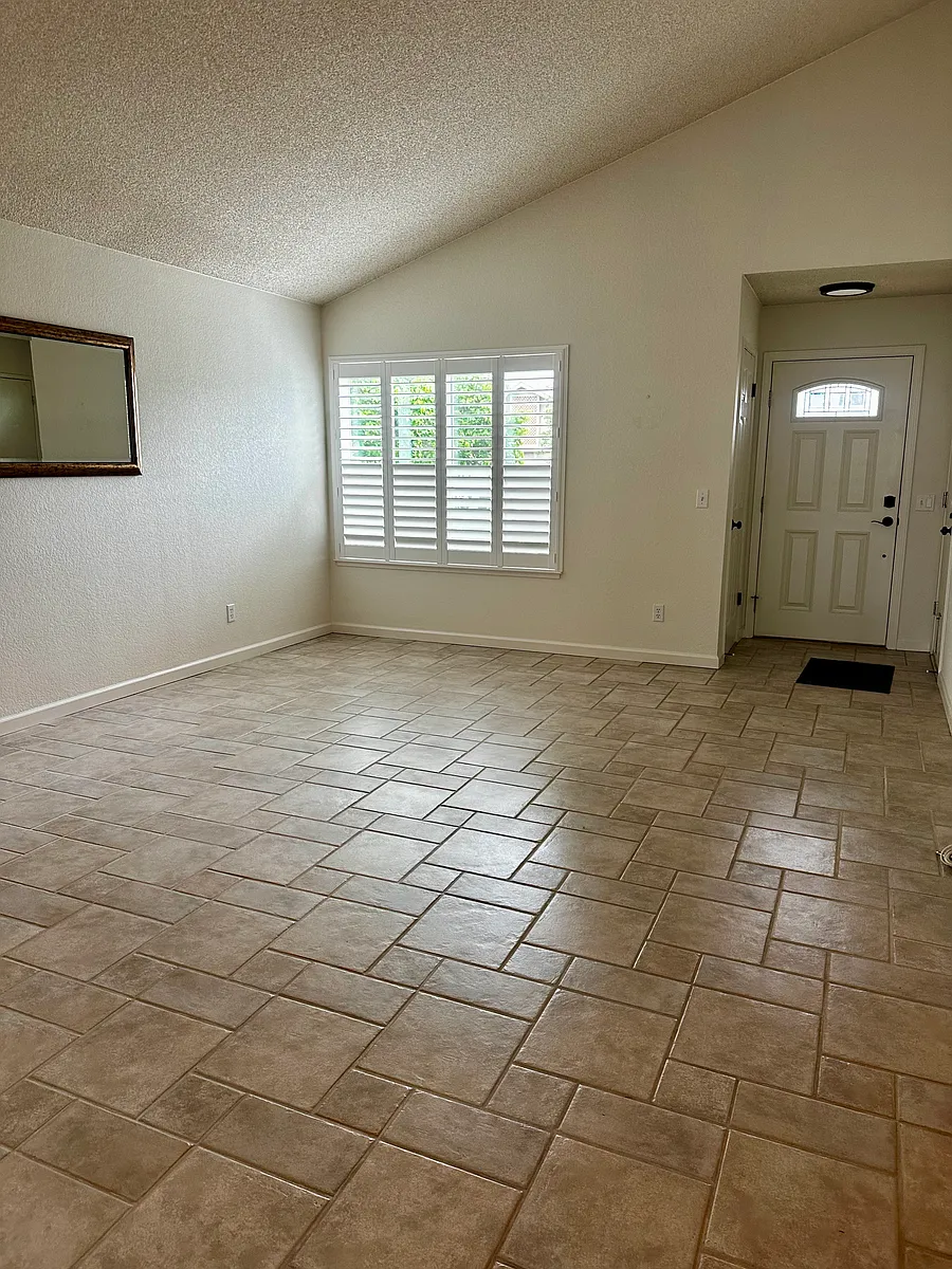 Building Photo - 1388 Miramonte Pl