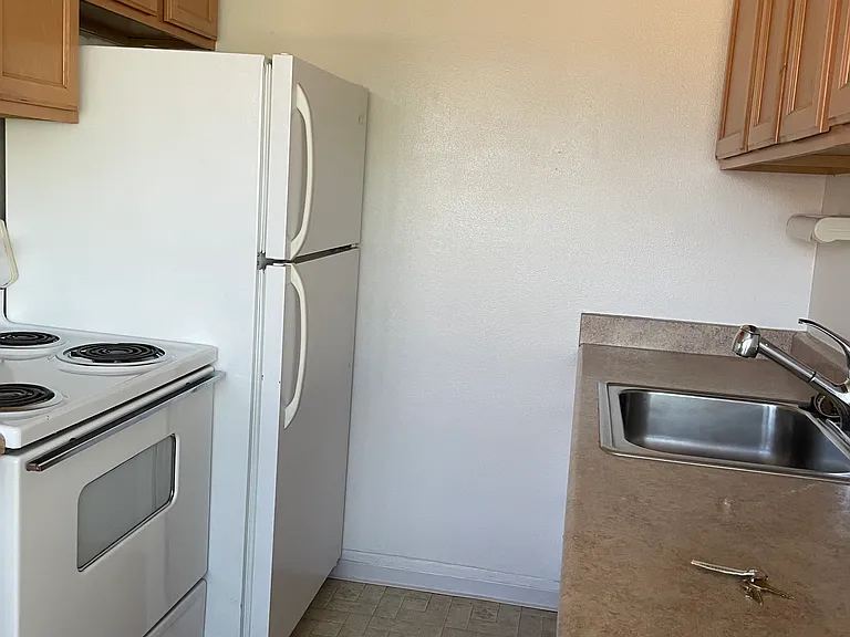 5410 Ivanhoe Pl NE #5 — Photo 5