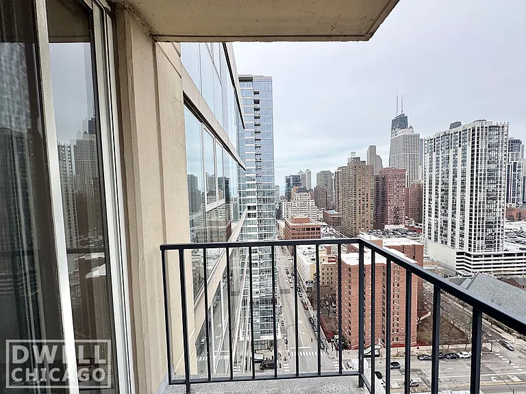1212 N Lasalle St #2603 — Photo 4