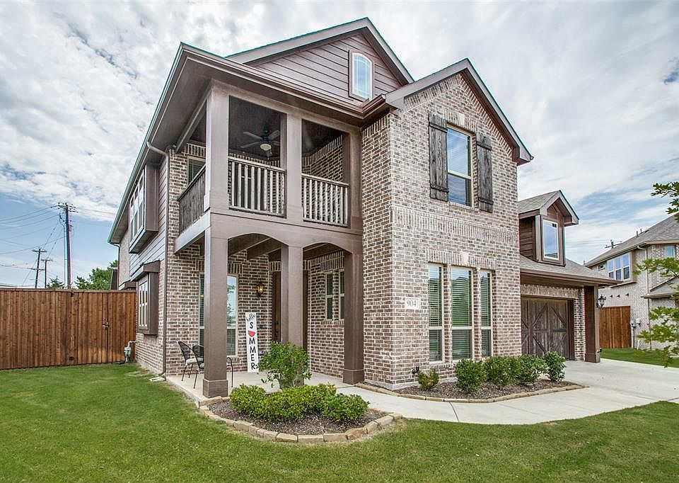 1st image of 904 Travers Dr