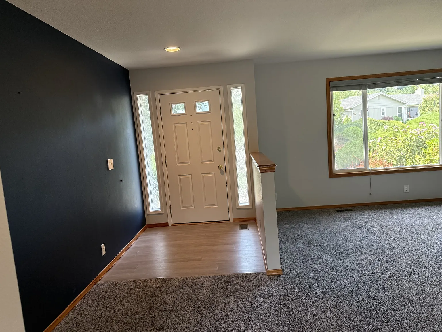 3 bed, 1516 sqft, $2,100 — Photo 2