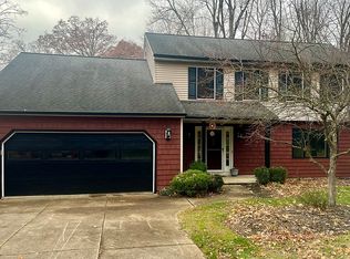 348 Misty Ln, Akron, OH 44321