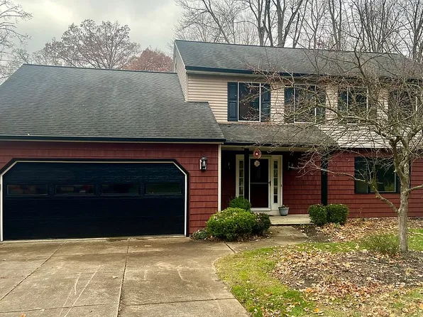 348 Misty Ln, Akron, OH 44321