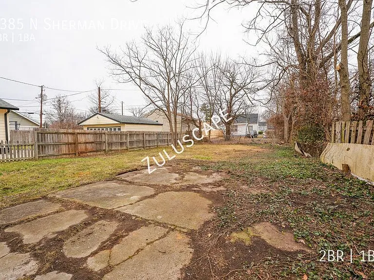3385 N Sherman Dr — Photo 12