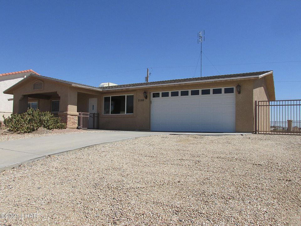 1st image of 3180 Douglas Dr