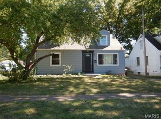 17 Godfrey Ln, Saint Louis, MO