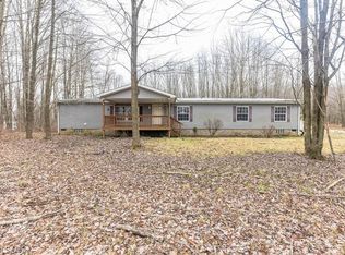 5512 Wetmore Rd, Conneaut, OH 44030