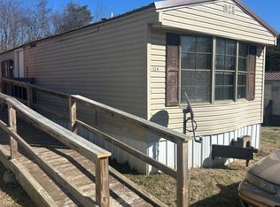 124 4th St, Bean Station, TN 37708