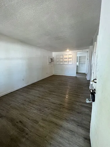211 S Oak Cliff Ave Photo 1