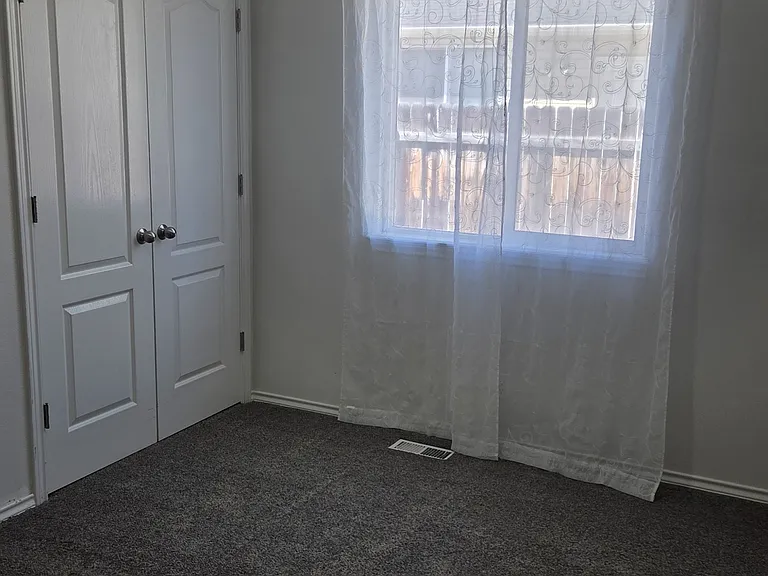 2589 W Whitelaw Dr — Photo 8