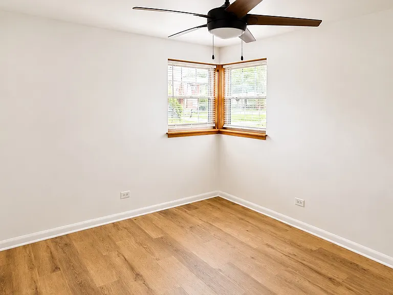 8207 Belmont Ave #GF — Photo 2
