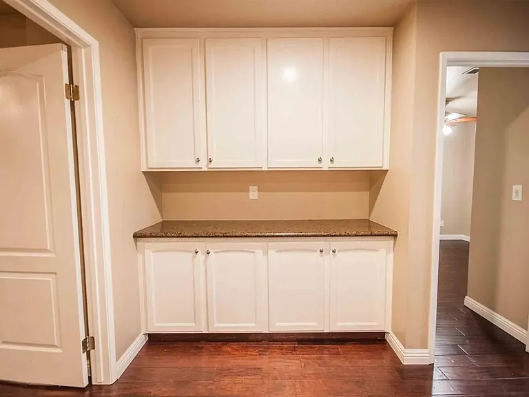 1838 E Shea Dr — Photo 31