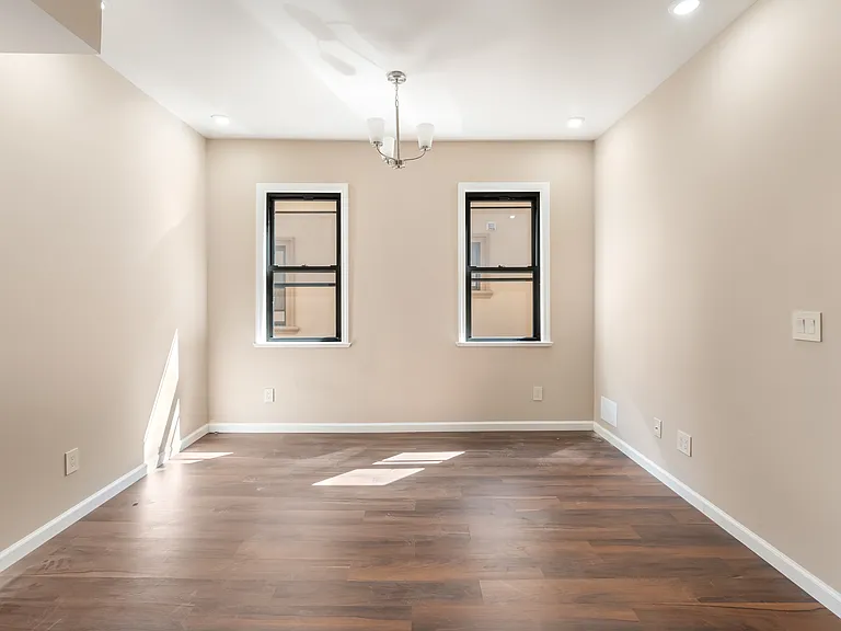 120 Paine Ave #1R — Photo 7