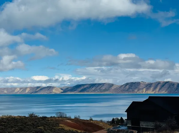 427 W Sunburst Dr, Garden City, UT 84028