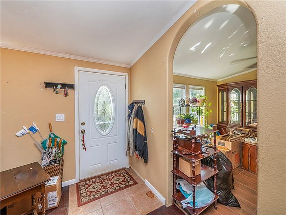 4th image of 307 Texas Oak Dr