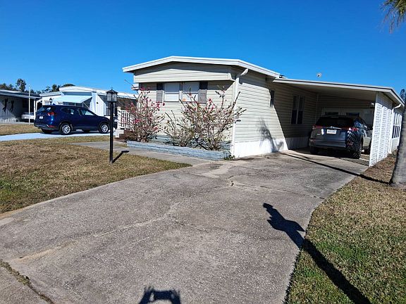 3rd image of 2525 Gulf City Rd #68