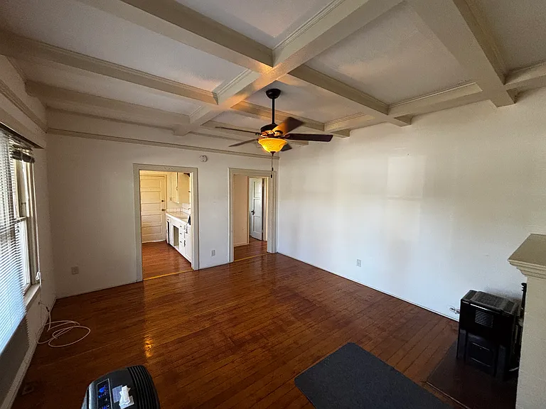 305 W Olive Ave #1 — Photo 1