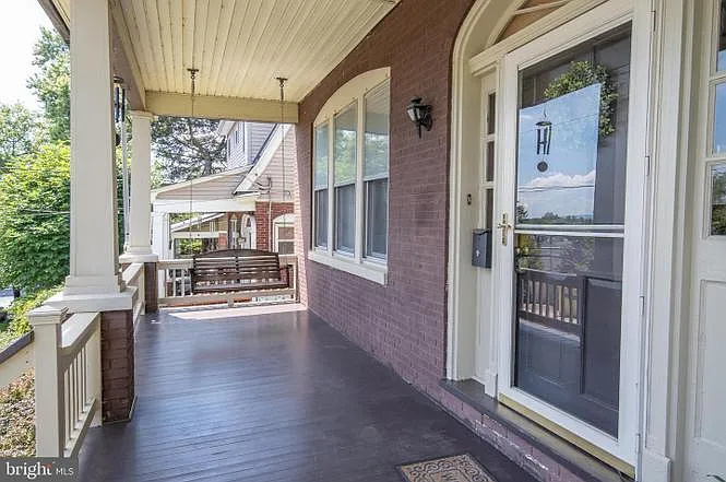 227 Walnut St — Photo 13