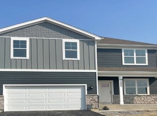 7221 W 107th Pl, Saint John, IN 46373