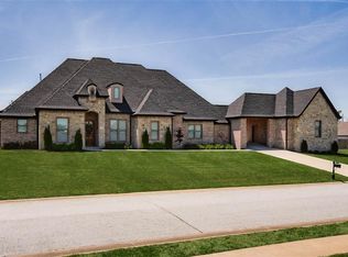 1405 Blackwood Way, Cave Springs, AR 72718