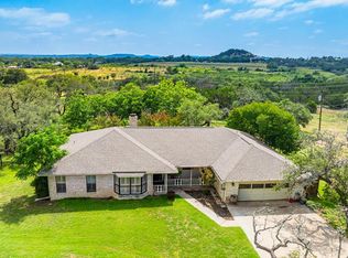 127 Northwood Hills Dr, Fredericksburg, TX 78624