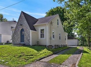 60 W Jeanibo Rd, Monroe, NY 10950