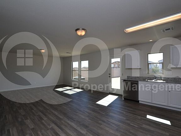 5th image of 235 W Taylor Ave