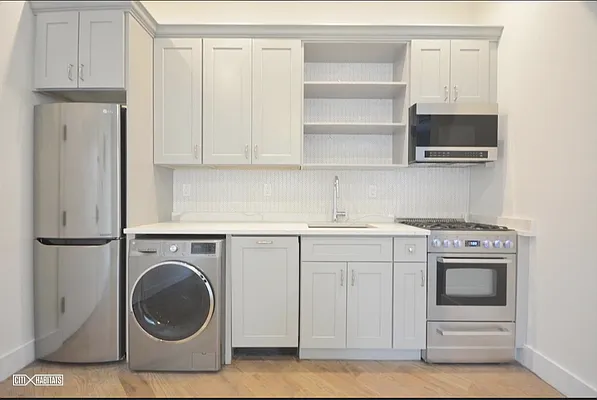 Rented by Corcoran | media 39