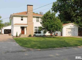 210 N Main St, Cambridge, IL 61238