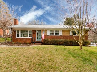 2300 Lanier Ave, Charlotte, NC 28205