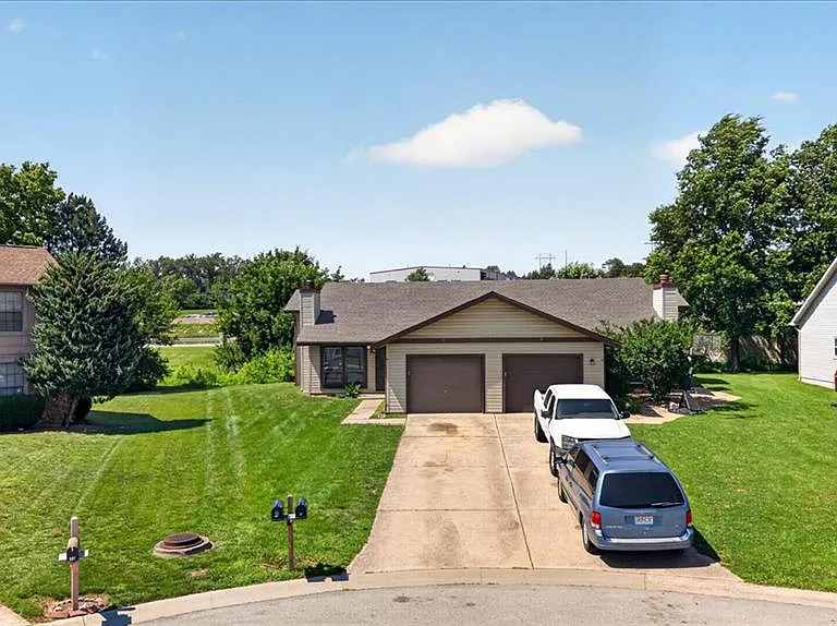 11 Bayside Ct #11 — Photo 4