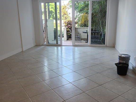 5th image of 7400 SUN ISLAND DRIVE S #107