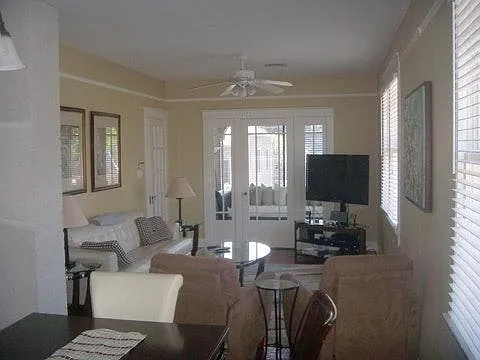 6325 S Johnson St — Photo 9