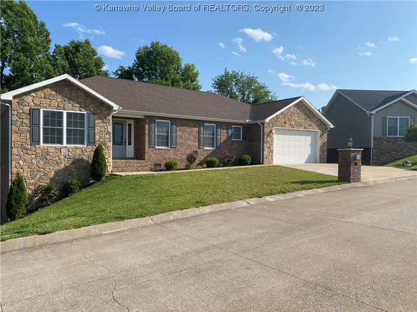 20 Maxwell Cir, Milton, WV 25541
