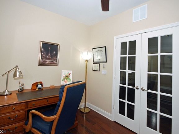 4th image of 8 Pebble Rd #C2