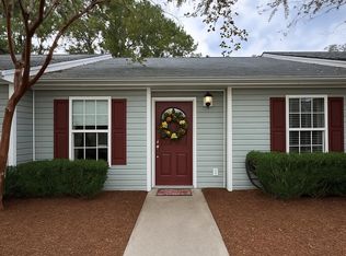 1527 Blaze Ln, Charleston, SC 29412